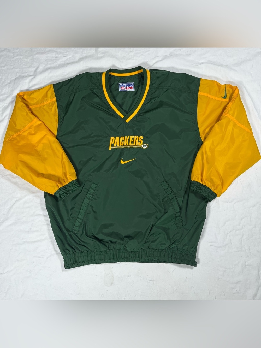 NFL Pro Line Green Bay Packer Reversible WindBreaker V-Neck